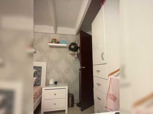 SallyeLeins live cam on BongaCams