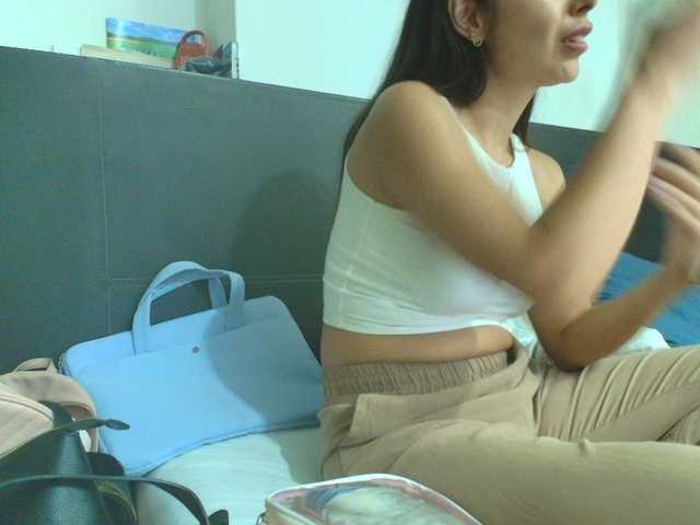 SallyeLeins live cam on BongaCams