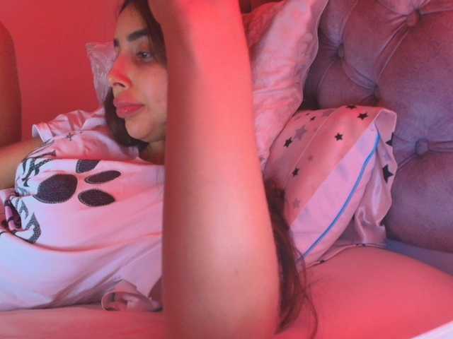 SallyeLeins live cam on BongaCams
