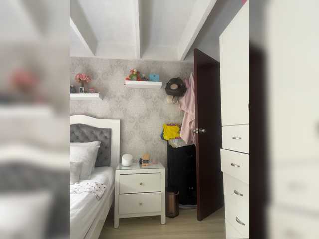 SallyeLeins live cam on BongaCams