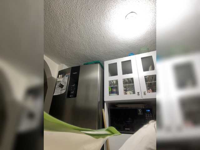 SallyeLeins's BongaCams show and profile