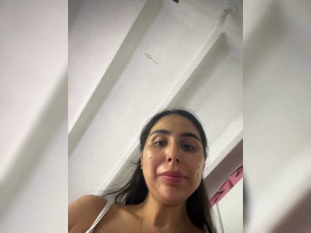 SallyeLeins live webcam show