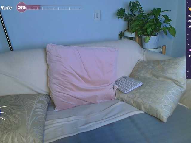 SallyeLeins live cam preview