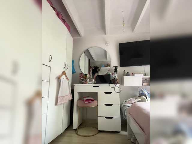 SallyeLeins live cam on BongaCams