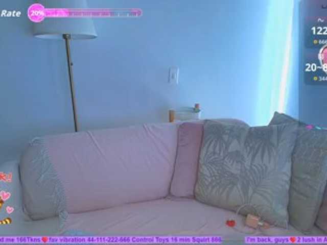 SallyeLeins live cam preview