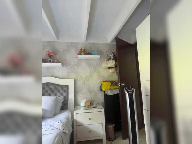 SallyeLeins live cam on BongaCams