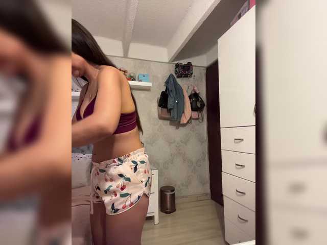SallyeLeins live cam on BongaCams
