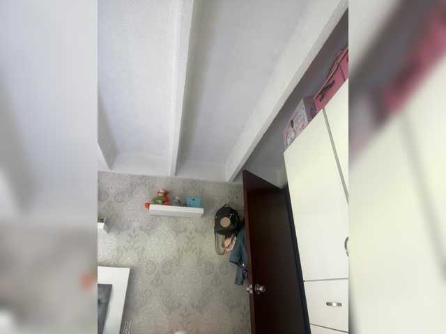 SallyeLeins live cam