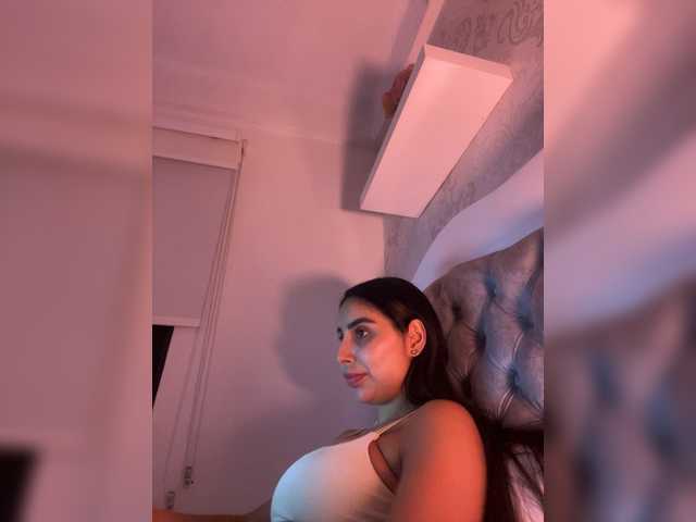 go to chat with SallyeLeins