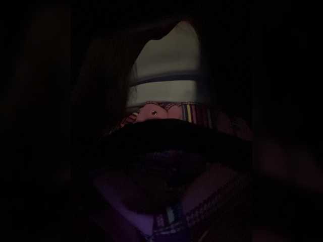 SallyeLeins live webcam show