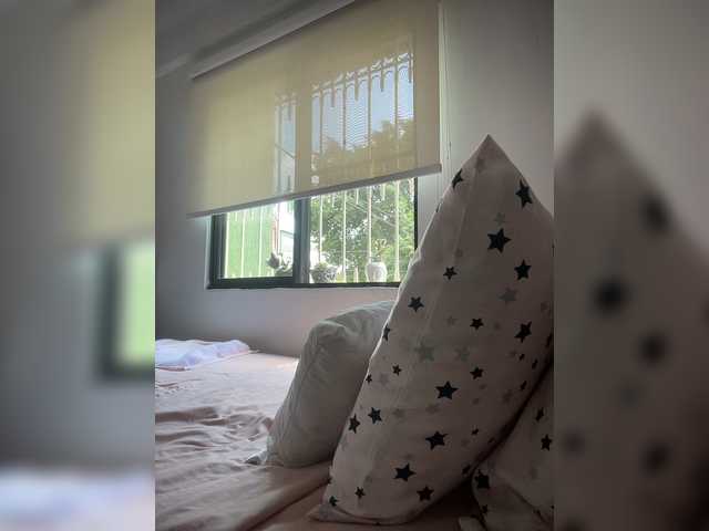 SallyeLeins live webcam show