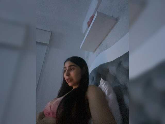  SallyeLeins chat room