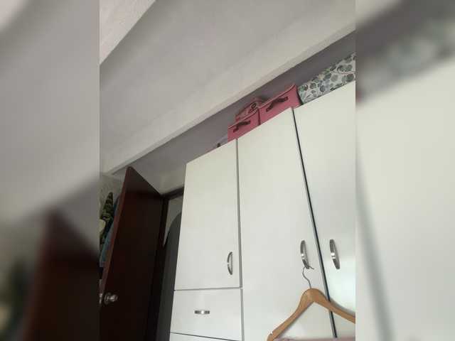 SallyeLeins's BongaCams show and profile