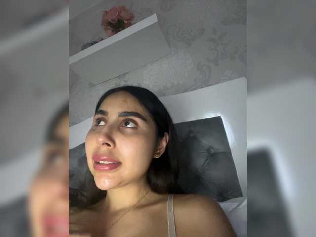 SallyeLeins's BongaCams show and profile