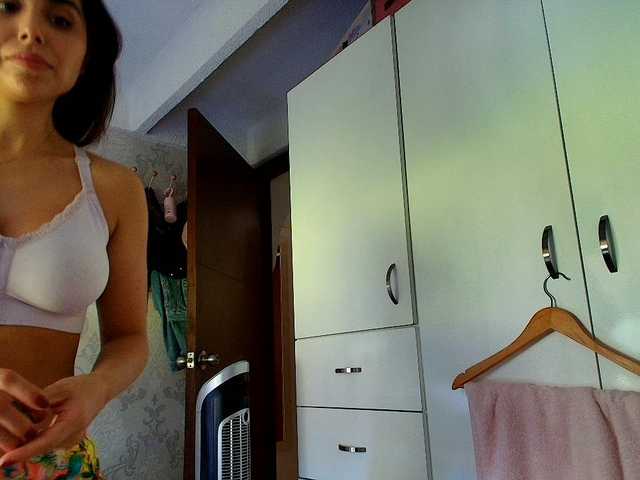 SallyeLeins live webcam show