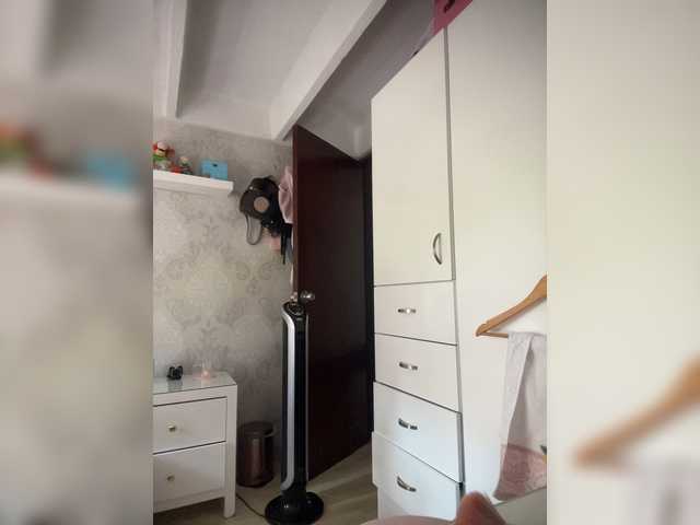 SallyeLeins live cam on BongaCams