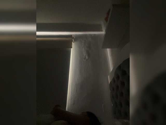 SallyeLeins's BongaCams show and profile