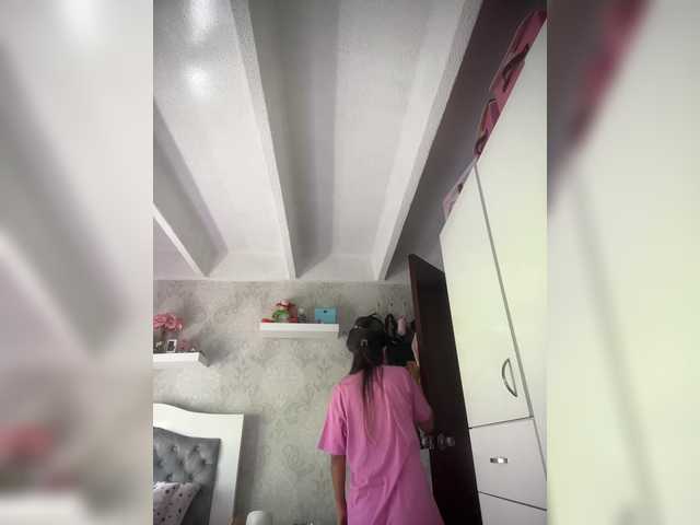 SallyeLeins live webcam show