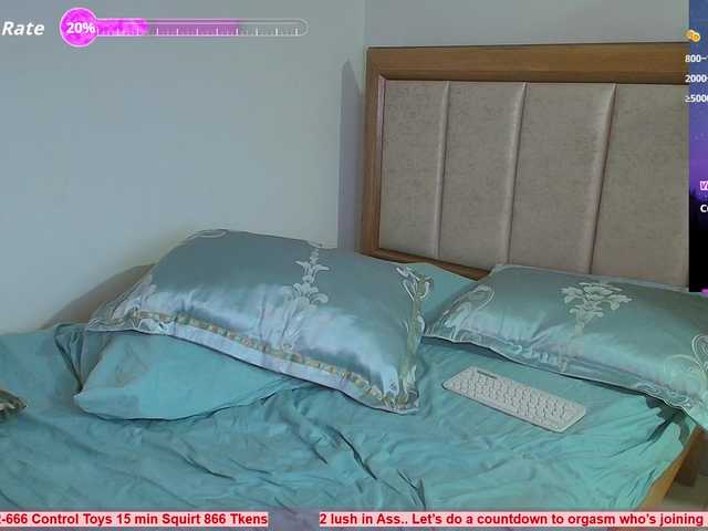 SallyeLeins live webcam show