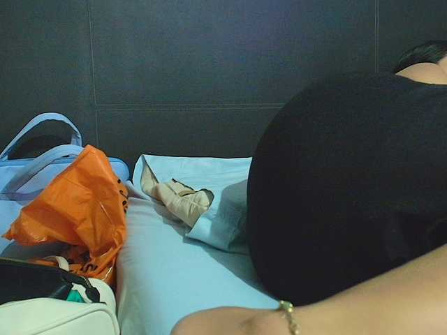 SallyeLeins live webcam show