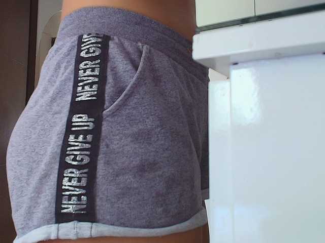 SallyeLeins live cam on BongaCams