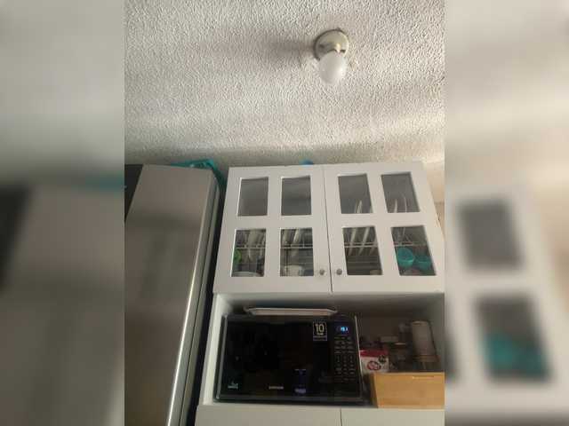  SallyeLeins chat room