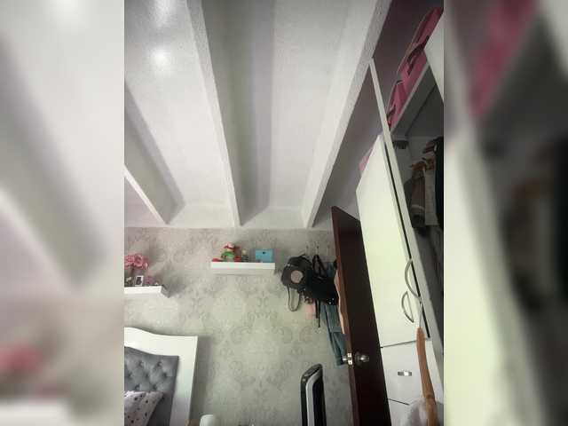 SallyeLeins live webcam show