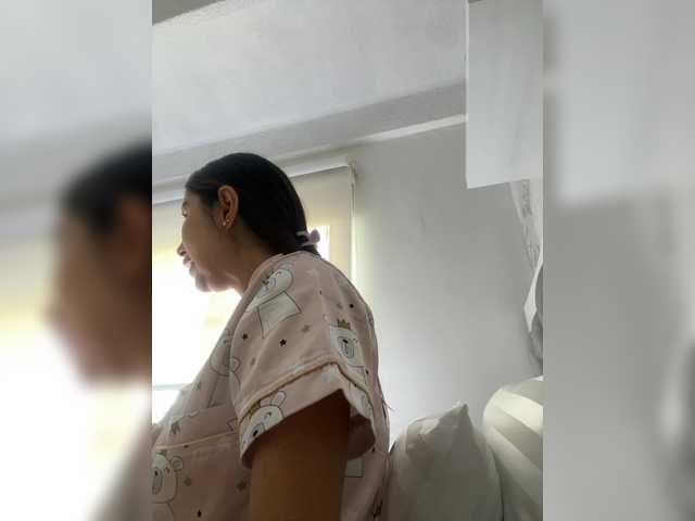 SallyeLeins's BongaCams show and profile