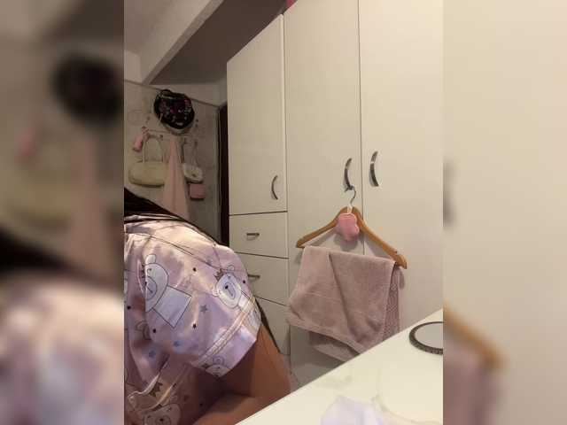 SallyeLeins live cam on BongaCams
