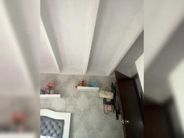 SallyeLeins's BongaCams show and profile