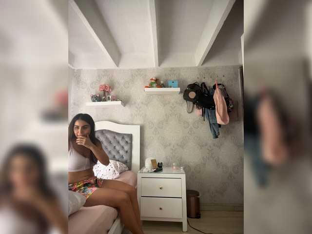 SallyeLeins live webcam show
