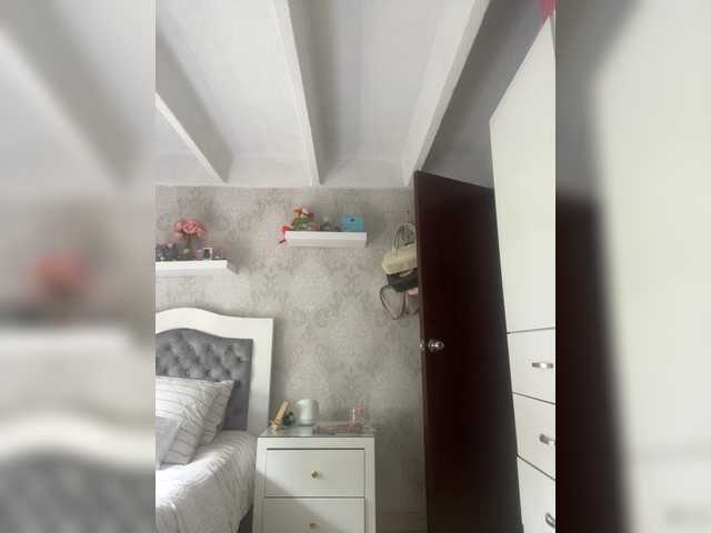 SallyeLeins live cam on BongaCams
