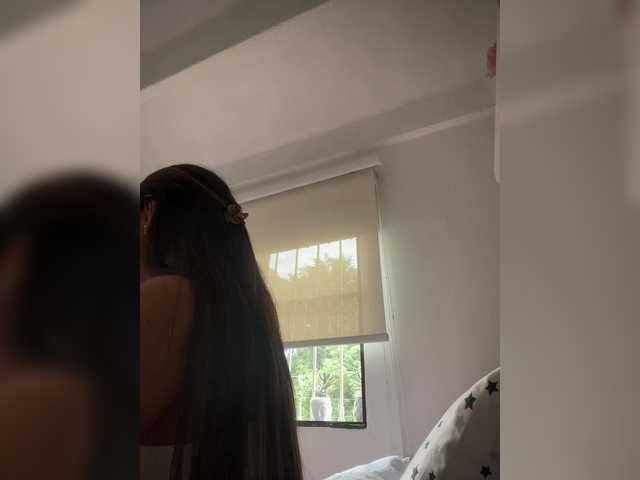 SallyeLeins live webcam show