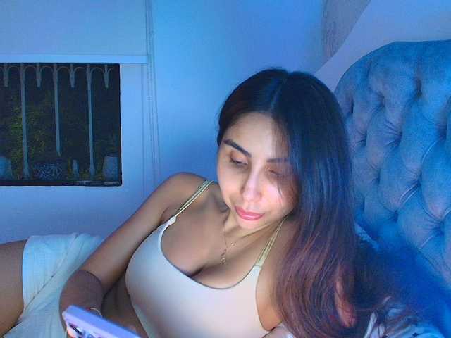 SallyeLeins live cam