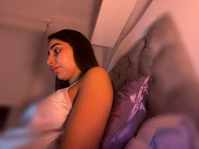 SallyeLeins live cam on BongaCams