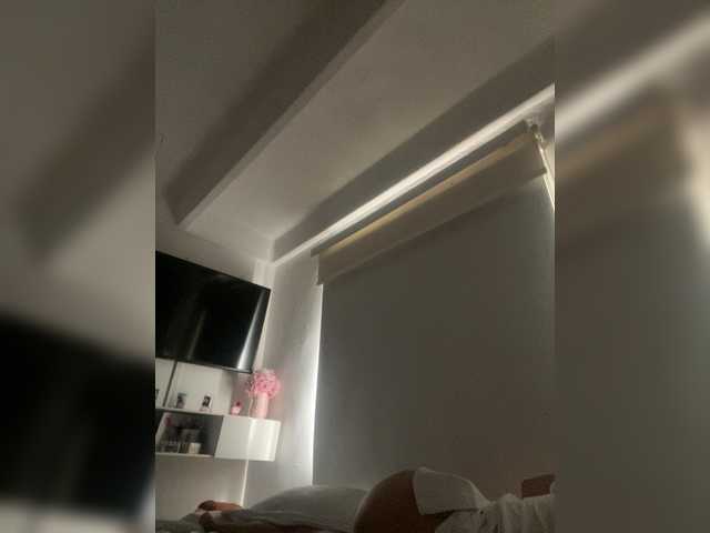 SallyeLeins's BongaCams show and profile