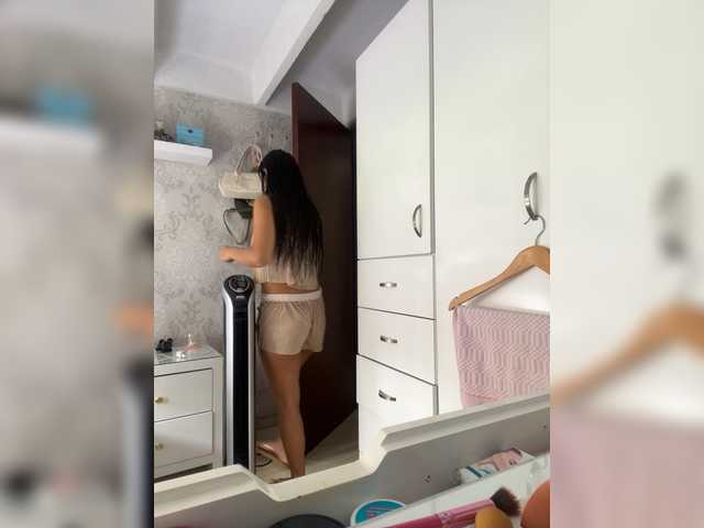 SallyeLeins live cam on BongaCams