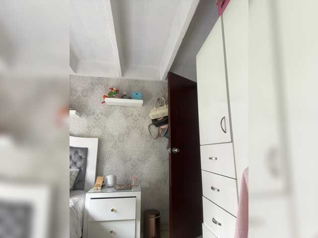 SallyeLeins live cam on BongaCams