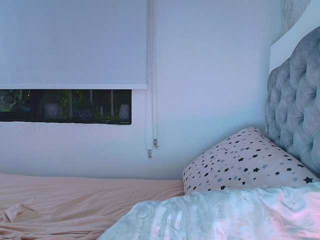 SallyeLeins live cam