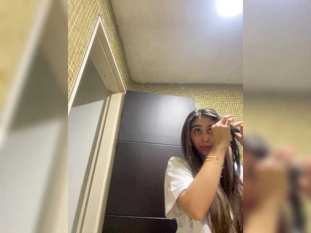 SallyeLeins live cam on BongaCams