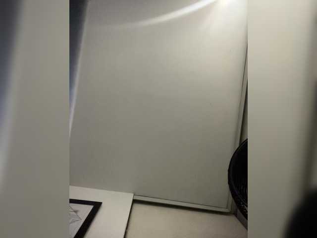 SallyeLeins live webcam show