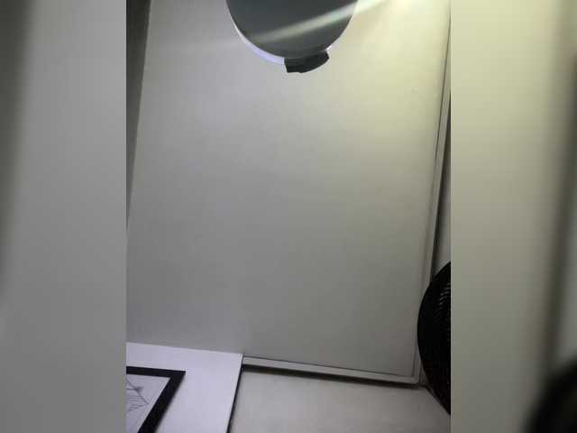 SallyeLeins live webcam show