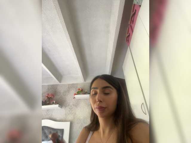 SallyeLeins live cam on BongaCams