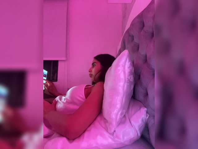 SallyeLeins live cam on BongaCams