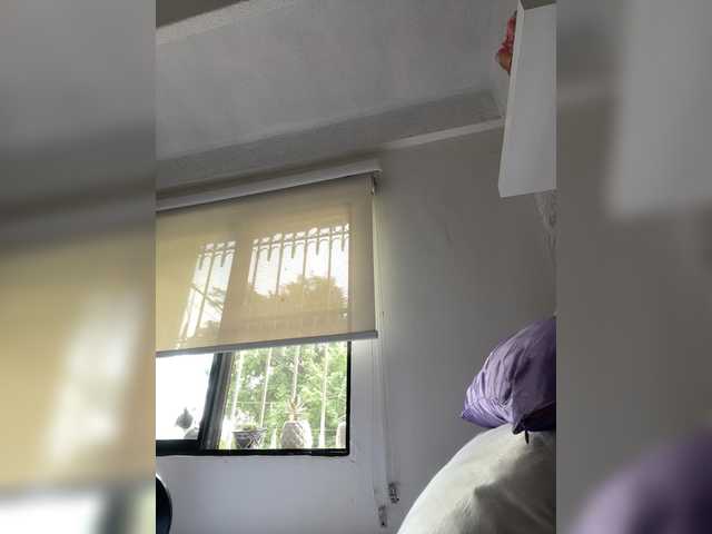 SallyeLeins live cam on BongaCams