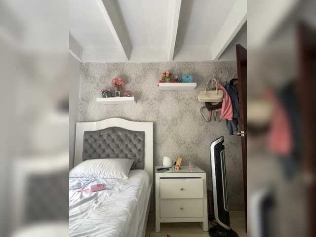 SallyeLeins live cam on BongaCams
