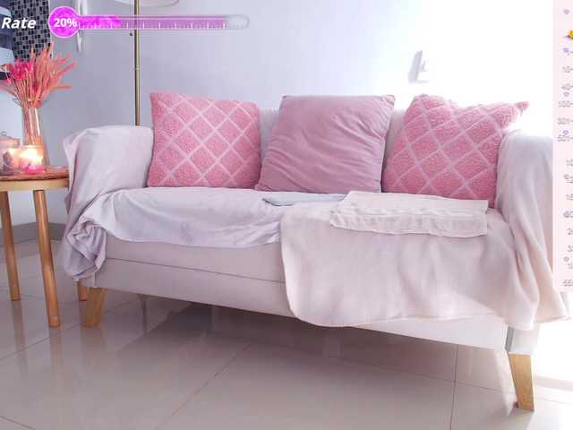  SallyeLeins chat room