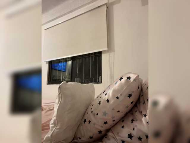 SallyeLeins live webcam show