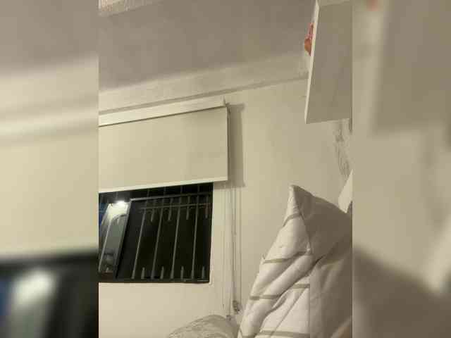 SallyeLeins webcam