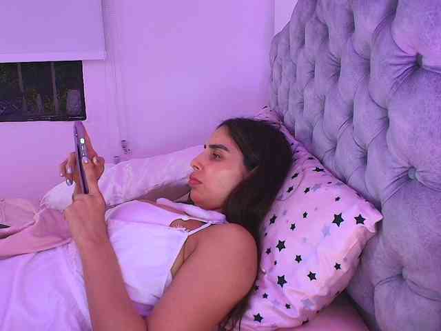 SallyeLeins Live Webcam on BongaCams